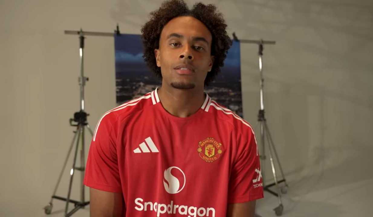 Joshua Zirkzee Harus Ambil Pelajaran dari Rasmus Hojlund Soal Tekanan Bermain di Manchester United