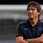 Antonio Conte saat memimpin latihan tim Napoli
