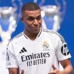 Kylian Mbappe saat diperkenalkan sebagai pemain Real Madrid