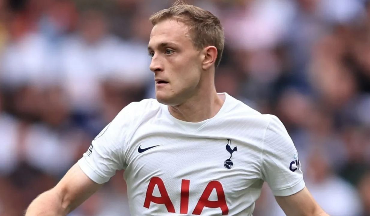 OLiver Skipp gelandang Tottenham resmi transfer ke Leicester City