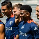 Pemain Manchester United dalam sesi latihan bersiap hadapi Manchester City di laga Community Shield