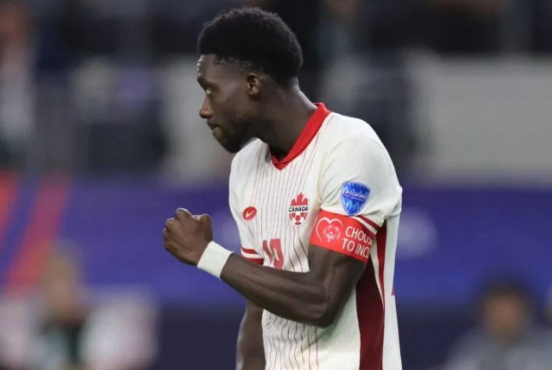 Real Madrid bisa Lakukan Pertukaran Pemain antara Alphonso Davies dan Andriy Lunin Tahun Depan