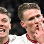 Scott McTominay didekati Everton