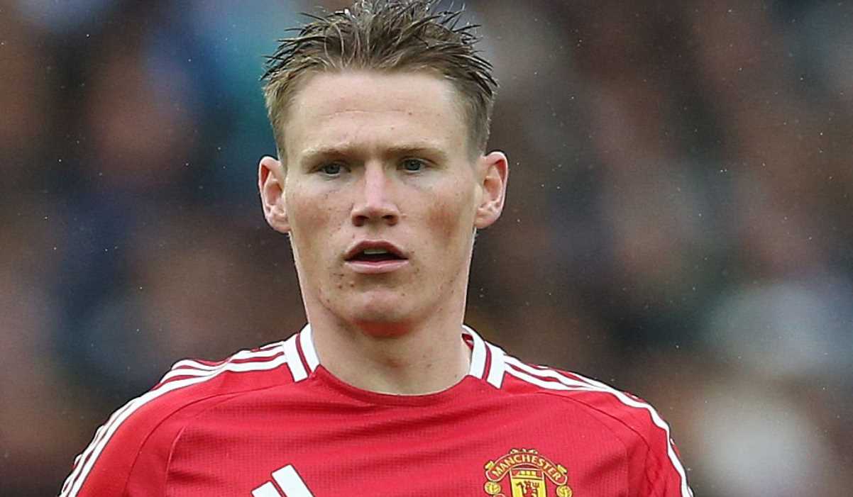 Scott McTominay hampir bergabung ke Napoli