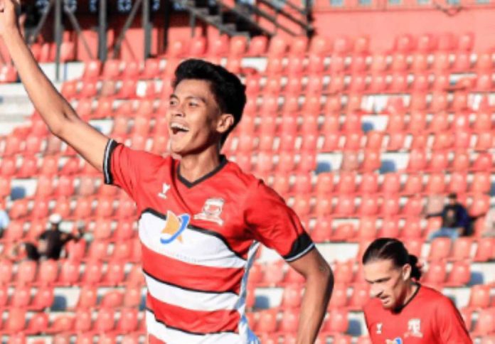 Arsa Ahmad Saat Mencetak Gol untuk Madura United di Laga vs PSBS Biak