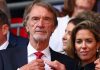 Jim Ratcliffe di sebuah laga Manchester United