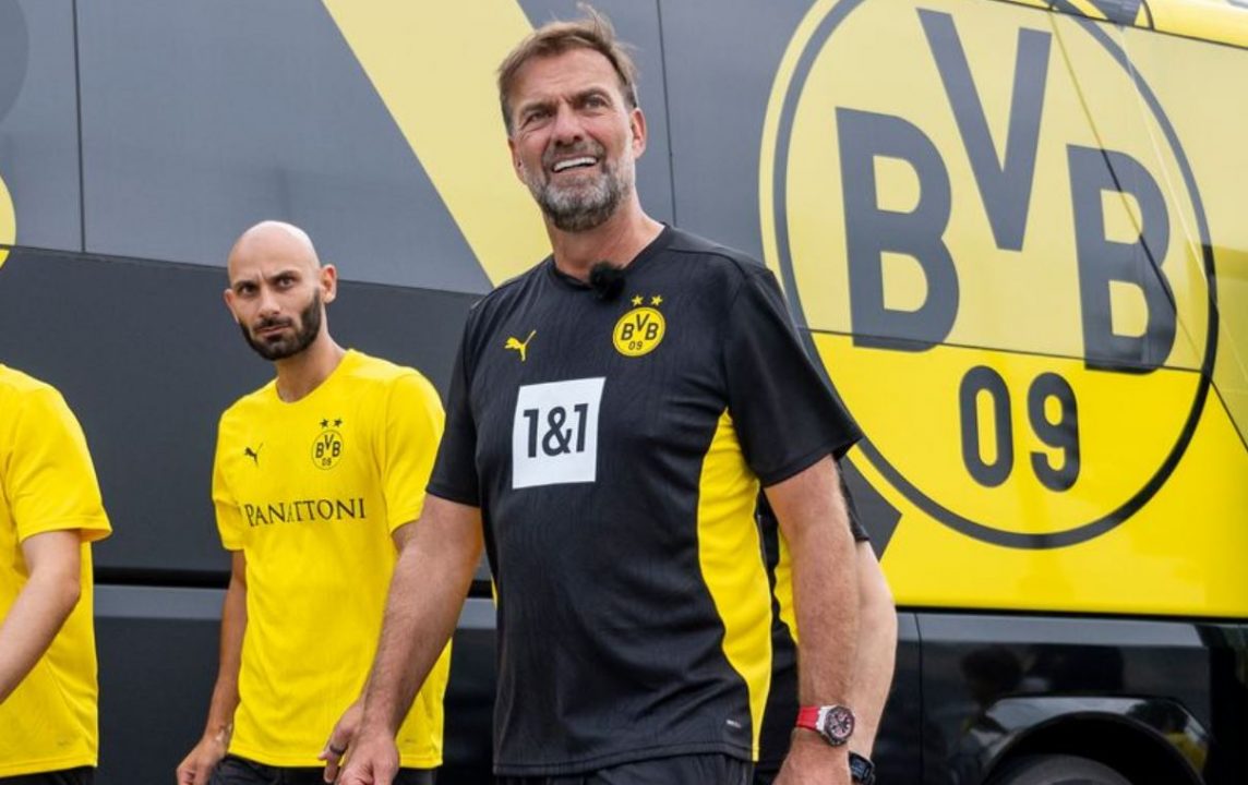 Jurgen Klopp kembali menjadi pelatih Borussia Dortmund untuk satu pertandingan