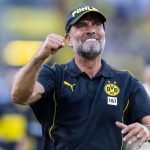 Lihat Wajah Bahagia Jurgen Klopp Menikmati Hidupnya Bersama Borussia Dortmund Jurgen Klopp tampak bahagia kembali menjadi pelatih Borussia Dortmund