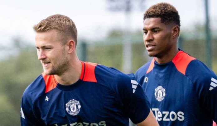 Matthijs de Ligt berlatih bersama Marcus Rashford