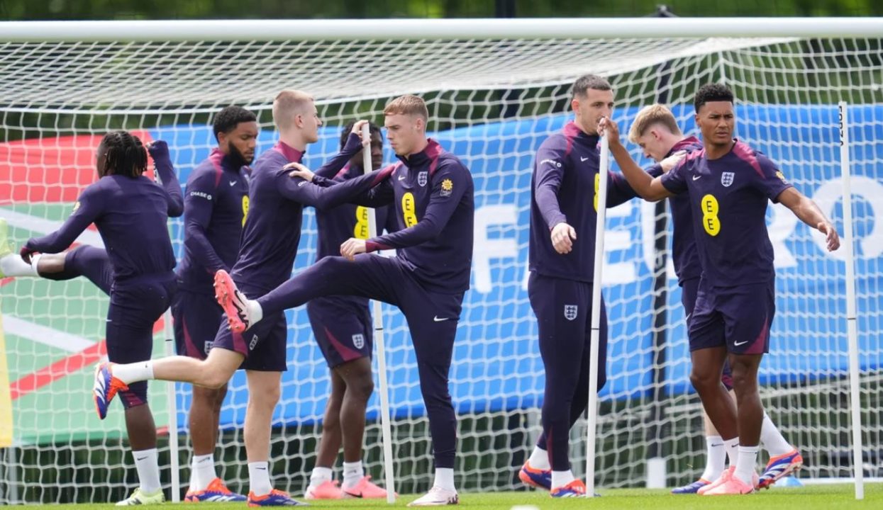 Pemain Timnas Inggris latihan jelang laga UEFA Nations League