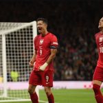 Robert Lewandowski usai mencetak gol untuk Polandia di laga vs Skotlandia