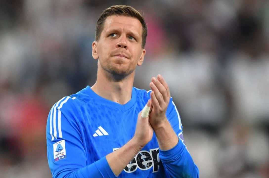 Wojciech Szczesny akan resmi jadi pemain Barcelona pada hari Senin pekan depan