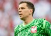 Wojciech Szczesny saat membela Polandia