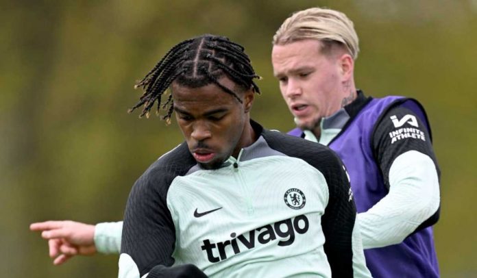 carney chukwuemeka masuk daftar jual Chelsea