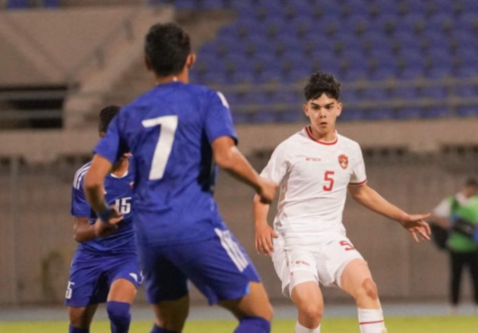 Andalan Timnas Indonesia U17 Mathew Baker di laga kontra Kuwait