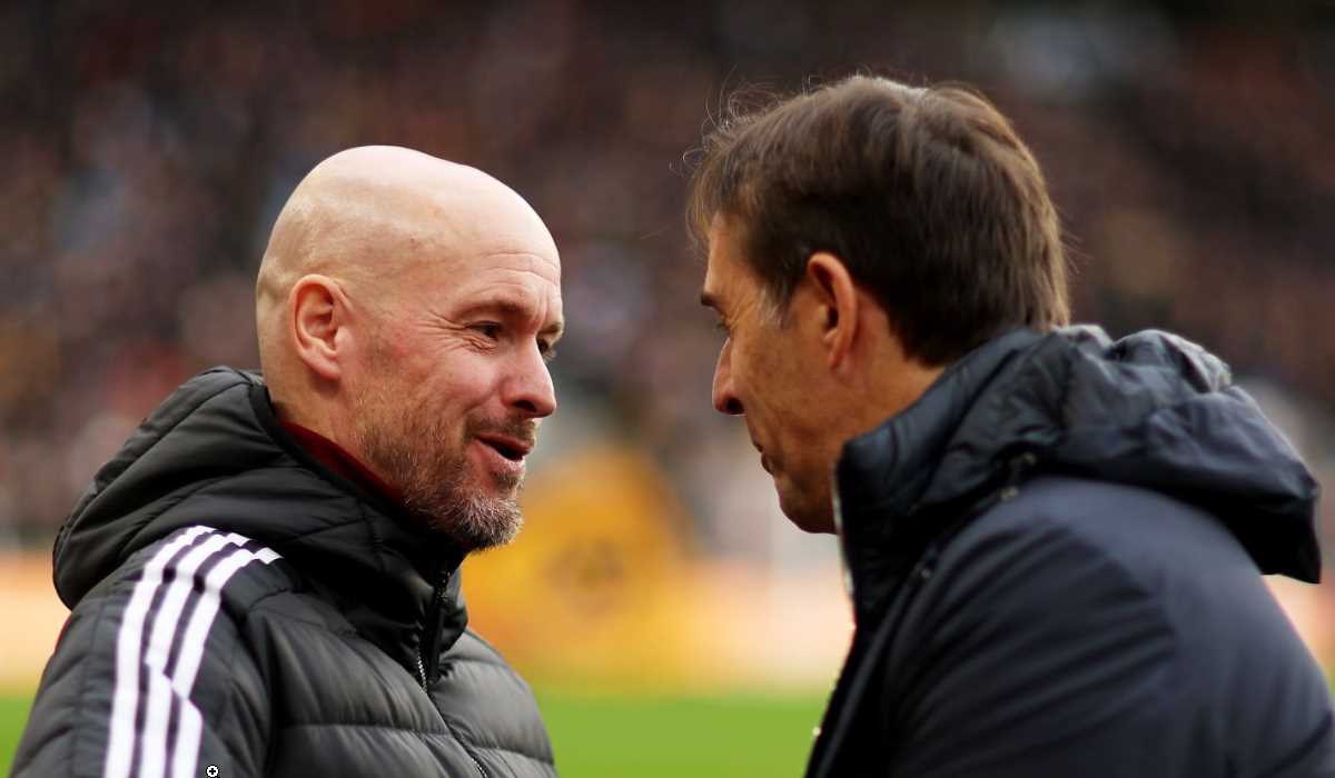 Erik ten Hag berbicara dengan Julen Lopetegui