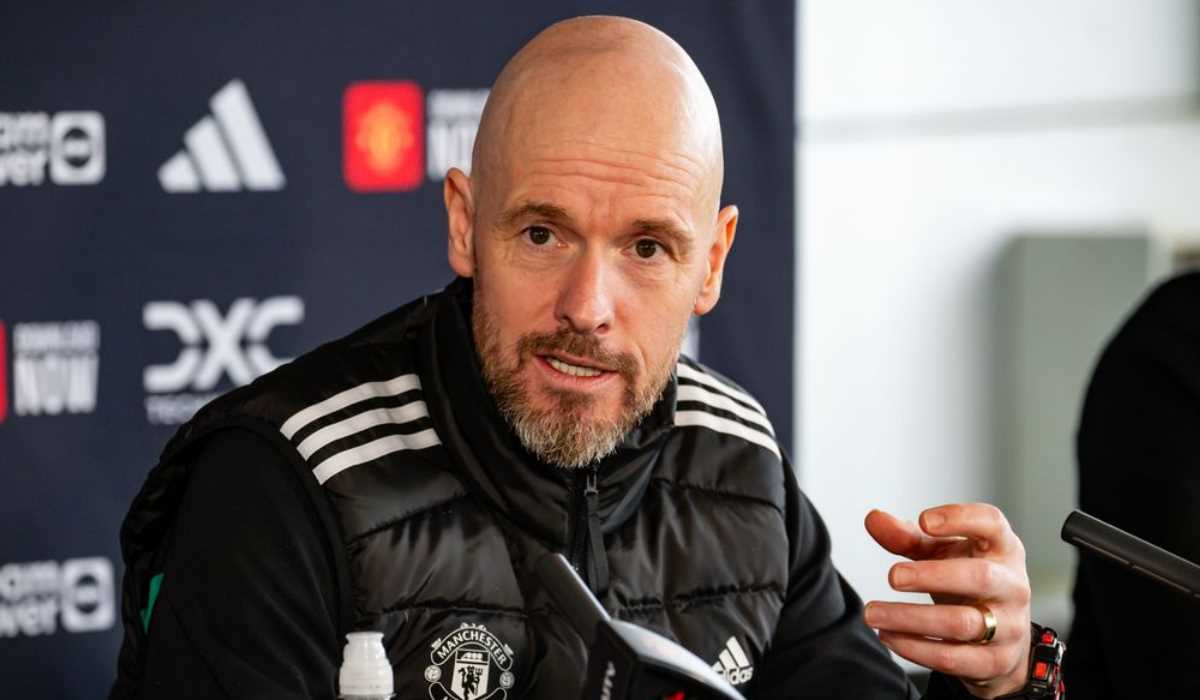 Erik ten Hag tolak lewatkan tugas media