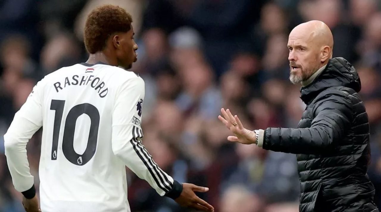 Momen saat Marcus Rashford dan Erik Ten Hag terlibat perselisihan di laga antara Aston Villa vs Manchester United