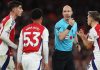 Para pemain Arsenal protes keputusan wasit Anthony Taylor