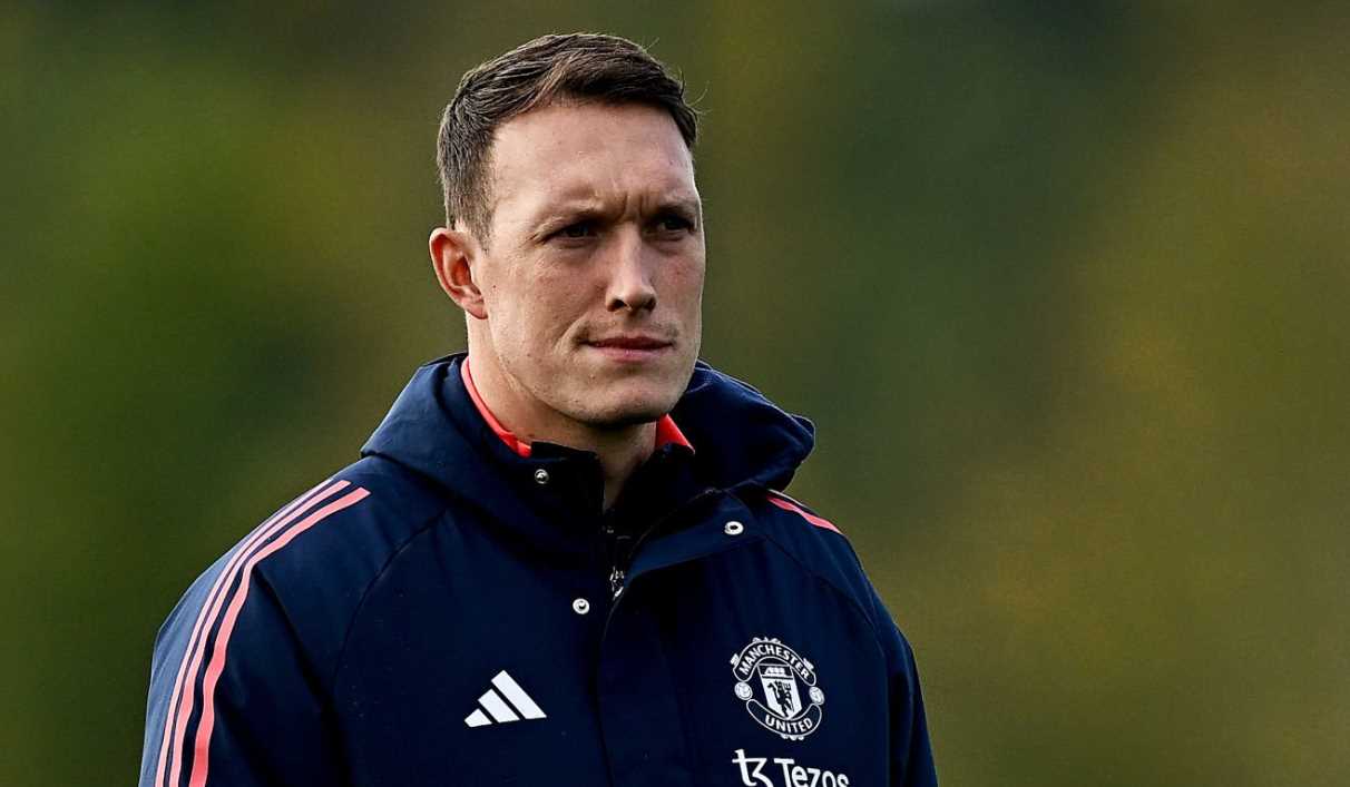 Phil Jones saat berada di tim Manchester United U-18