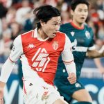 Takumi Minamino saat mencetak gol di laga antara Minaco vs Red STar di Liga Champions