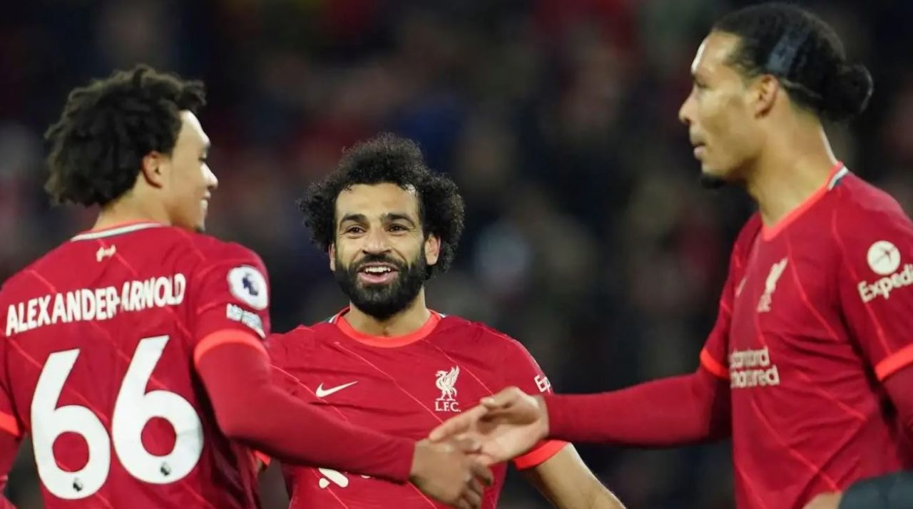 Trio Liverpool Virgil van Dijk, Mohamed Salah, dan Trent Alexander-Arnold