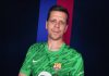 Wojciech Szczesny saat diperkenalkan sebagai kiper darurat Barcelona