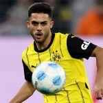 Yan Couto pemain Borussia Dortmund