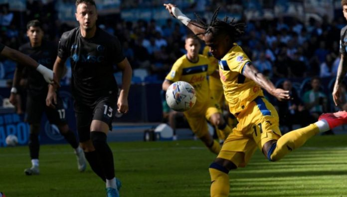 Ademola Lookman pemain Atalanta