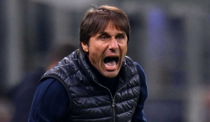 Antonio Conte kesal dengan VAR