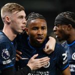 Christopher Nkunku rayakan golnya bersama Cole Palmer dan Noni Madueke