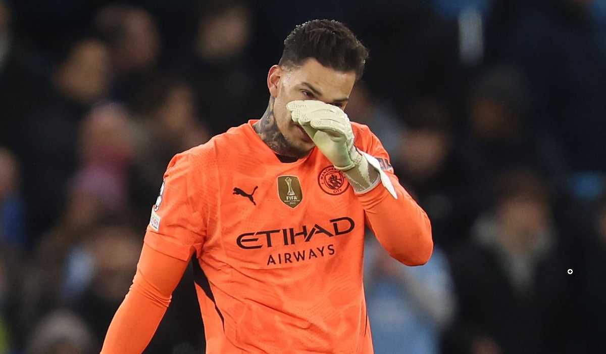 Ederson Moraes kebobolan tiga gol Feyenoord