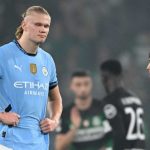 Erling Haaland tampak kecewa dengan kekalahan Manchester City