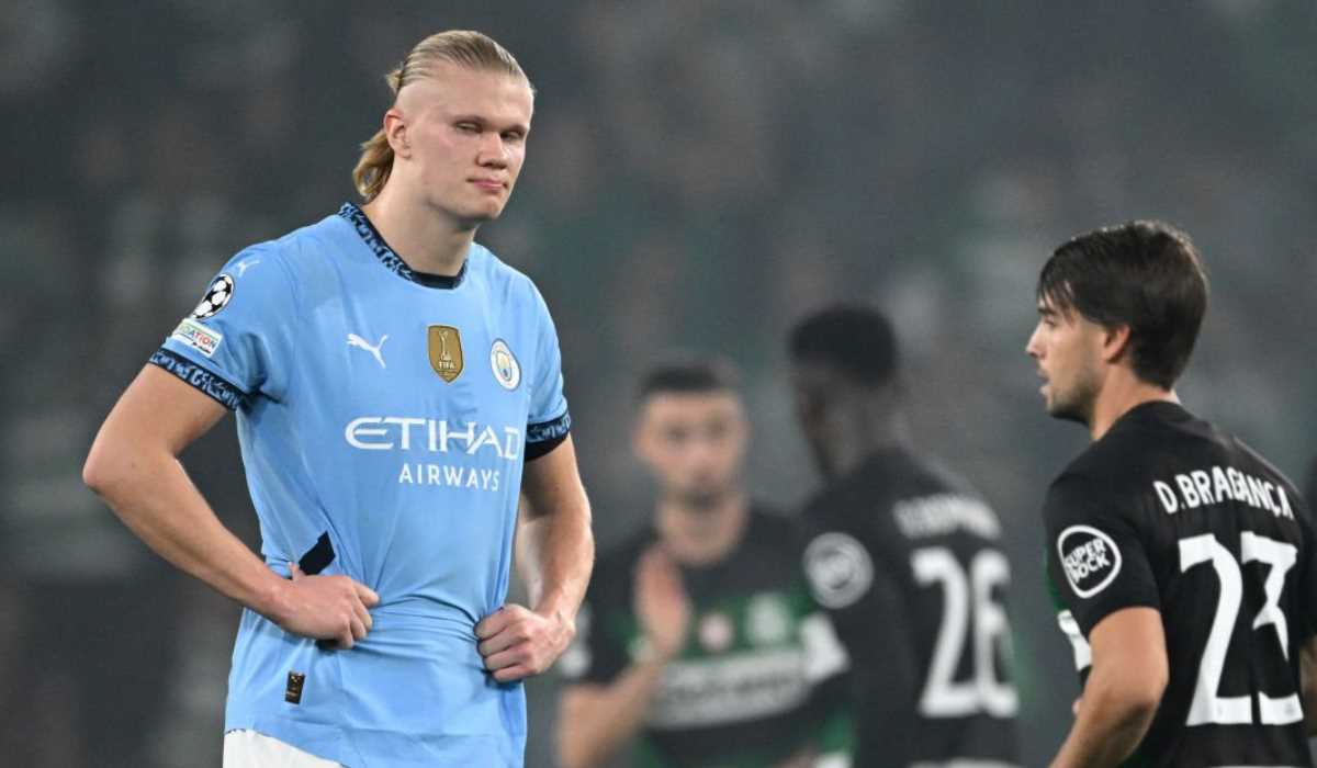 Erling Haaland tampak kecewa dengan kekalahan Manchester City