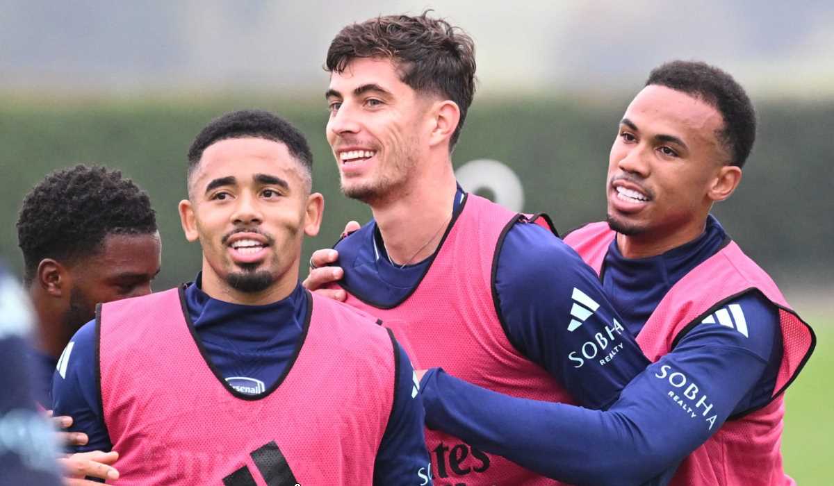 Gabriel Jesus, Kai Havertz, dan Gabriel di sesi latihan Arsenal