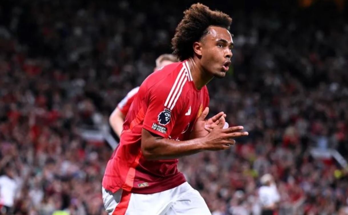 Joshua Zirkzee pemain Manchester United