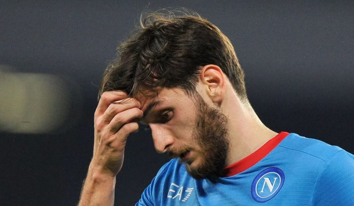 Khvicha Kvaratskhelia pemain sepak bola Napoli