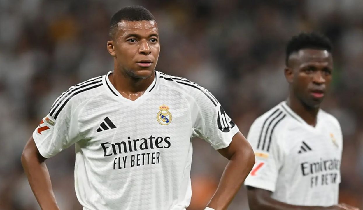 Kylian Mbappe dan Vinicius Junior pemain Real Madrid