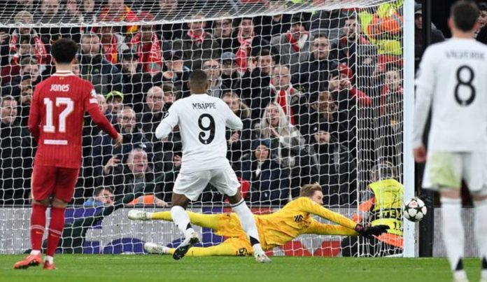 Penalti gagal Kylian Mbappe di laga Liverpool vs Real Madrid