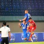 Persib menjamu Semen Padang di pekan ke-10