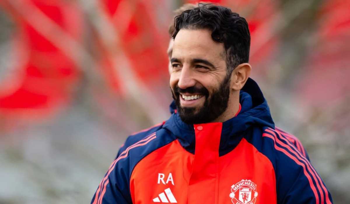 Ruban Amorim pimpin latihan Manchester United