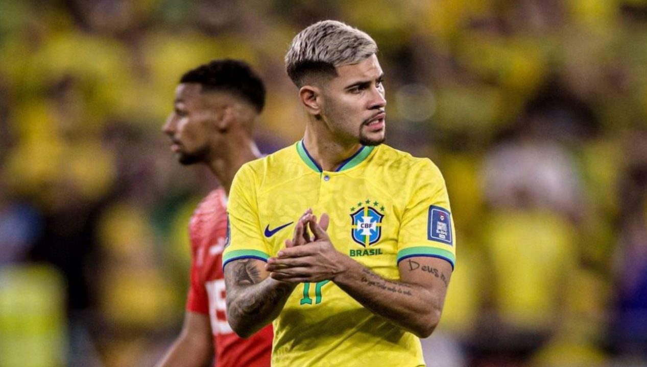 Bruno Guimaraes pemain sepak bola asal Brasil