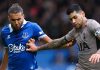 Dominic Calvert-Lewin berduel dengan Cristian Romero