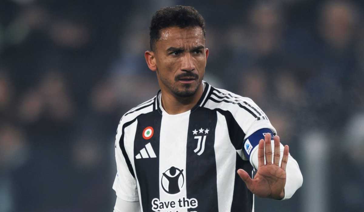 Gestur Danilo di laga Juventus vs Venezia