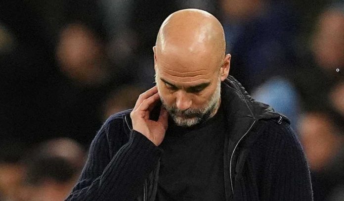 Gestur Pep Guardiola usai kekalahan Manchester City di derby