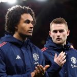 Joshua Zirkzee berjalan keluar bersama Matthijs de Ligt
