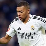 Kylian Mbappe akan kembali bermain di sayap kiri