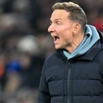 Pep Lijnders meneriaki pemainnya