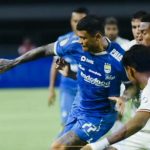 Persib bandung menjamu Malut UNited di pekan ke-14