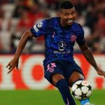 Reinildo dalam sebuah aksinya bersama Atletico Madrid
